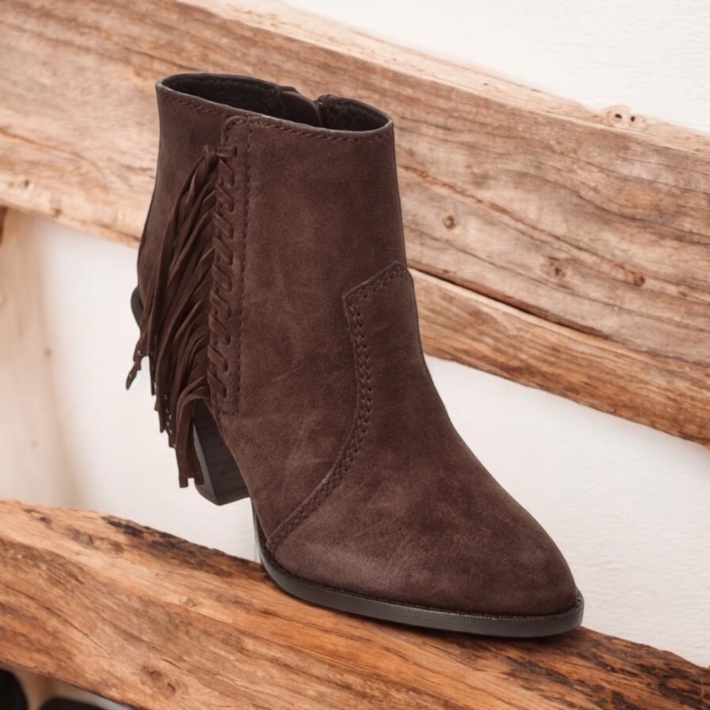 COACH 🥾HP/WESTYN CHESTNUT BOOTS ROCK BOTTOM$